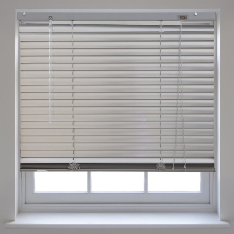blinds-hanging-services-london