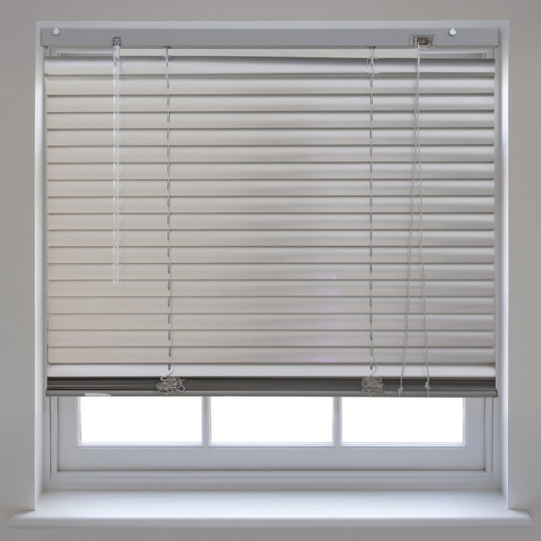 blinds-hanging-services-london -artwork hanging services